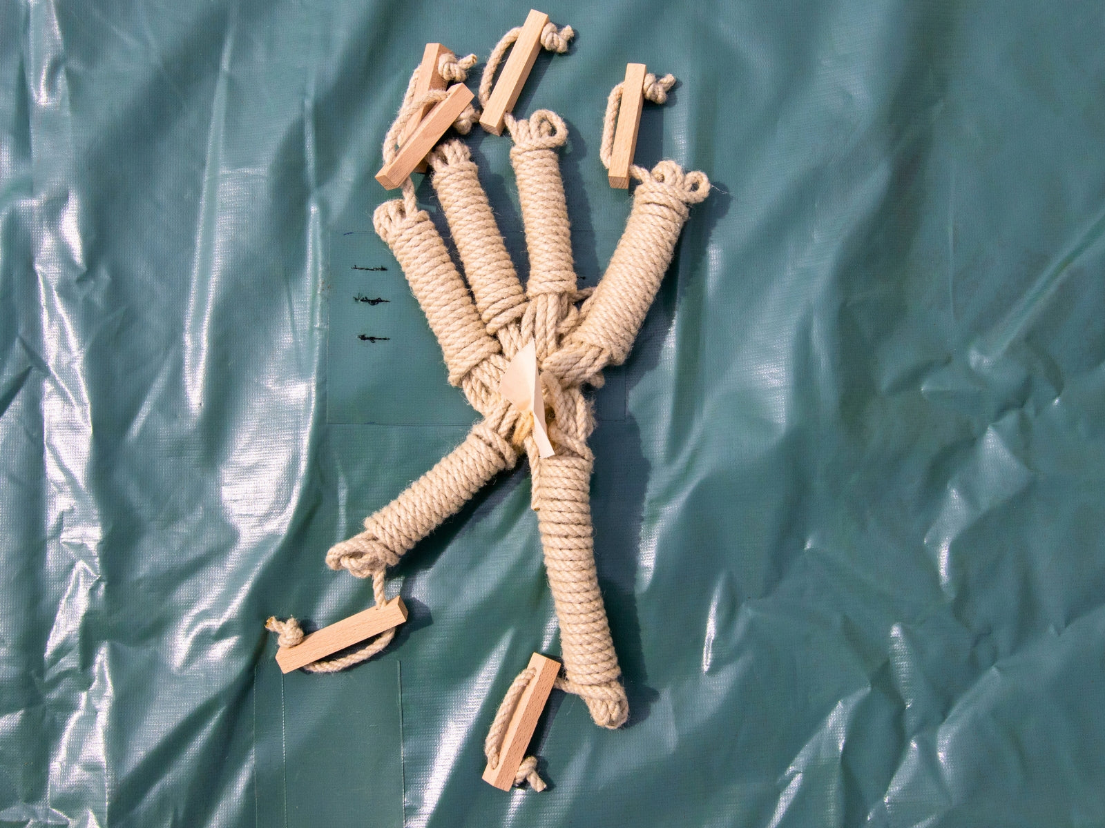 MZU P-10 Mannschafts- und Unterkunftszelt (5,0 x 4,7 m) - mit Aluminiumgerüst