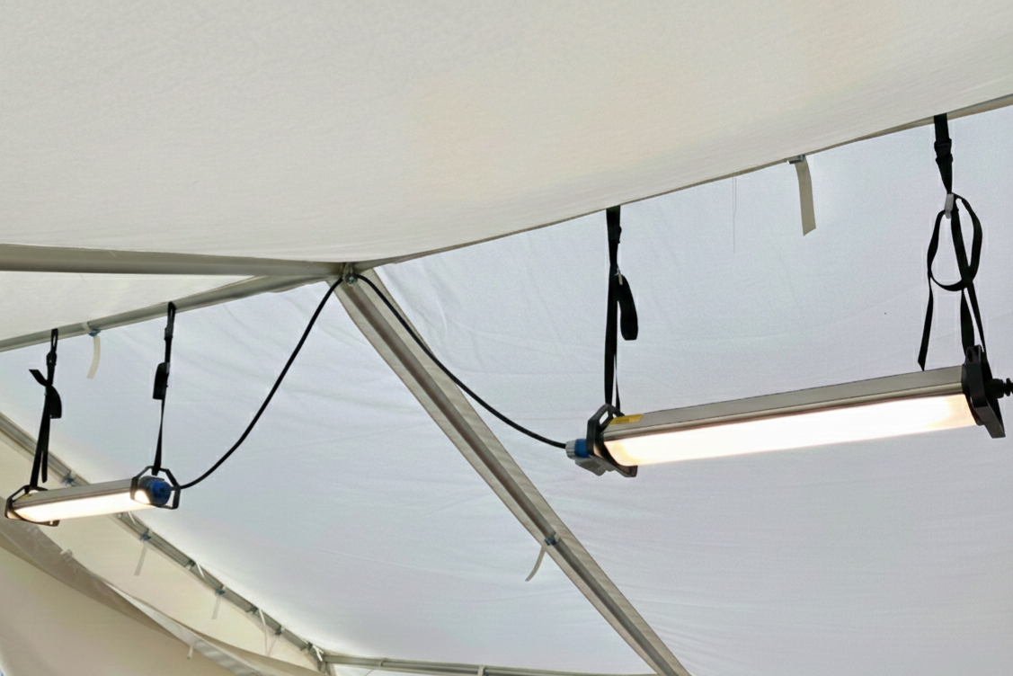 MZU P-13 Mannschafts- und Unterkunftszelt (6,0 × 5,9 m) – mit Aluminiumgerüst