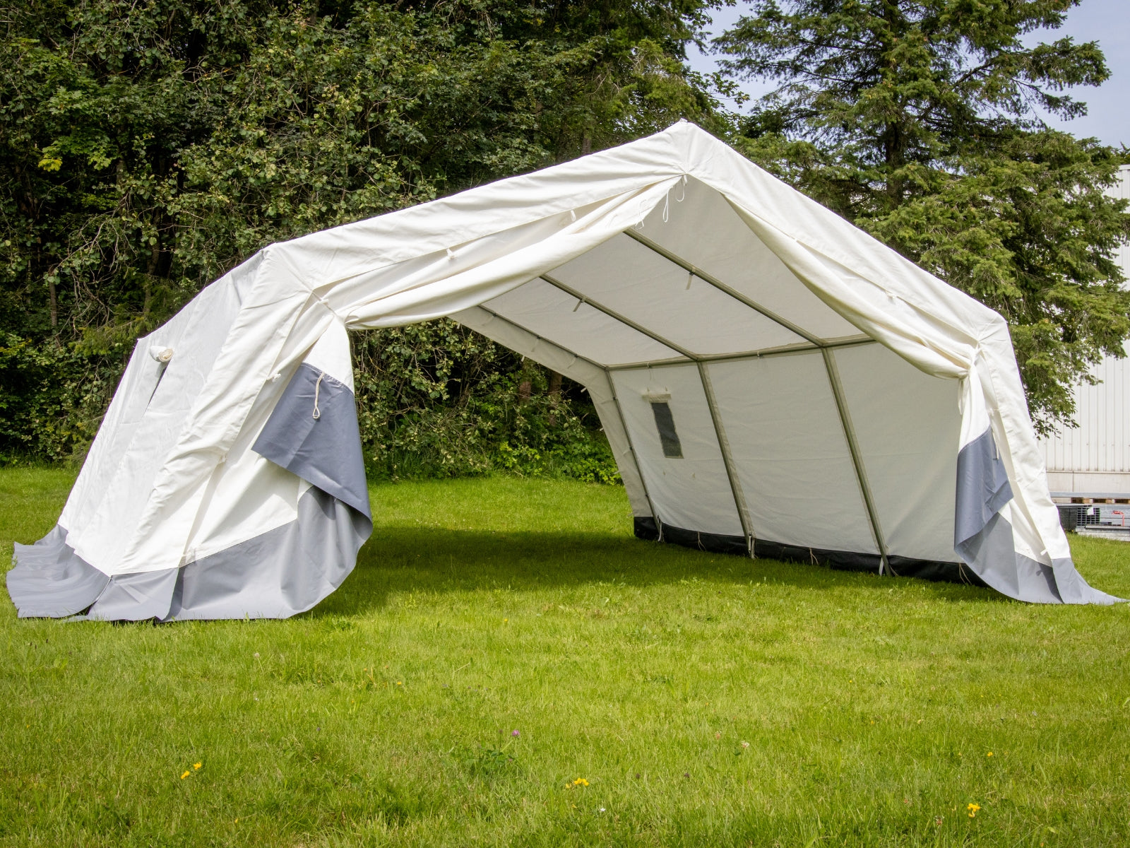 MZU P-10 Mannschafts- und Unterkunftszelt (5,0 x 4,7 m) - mit Aluminiumgerüst