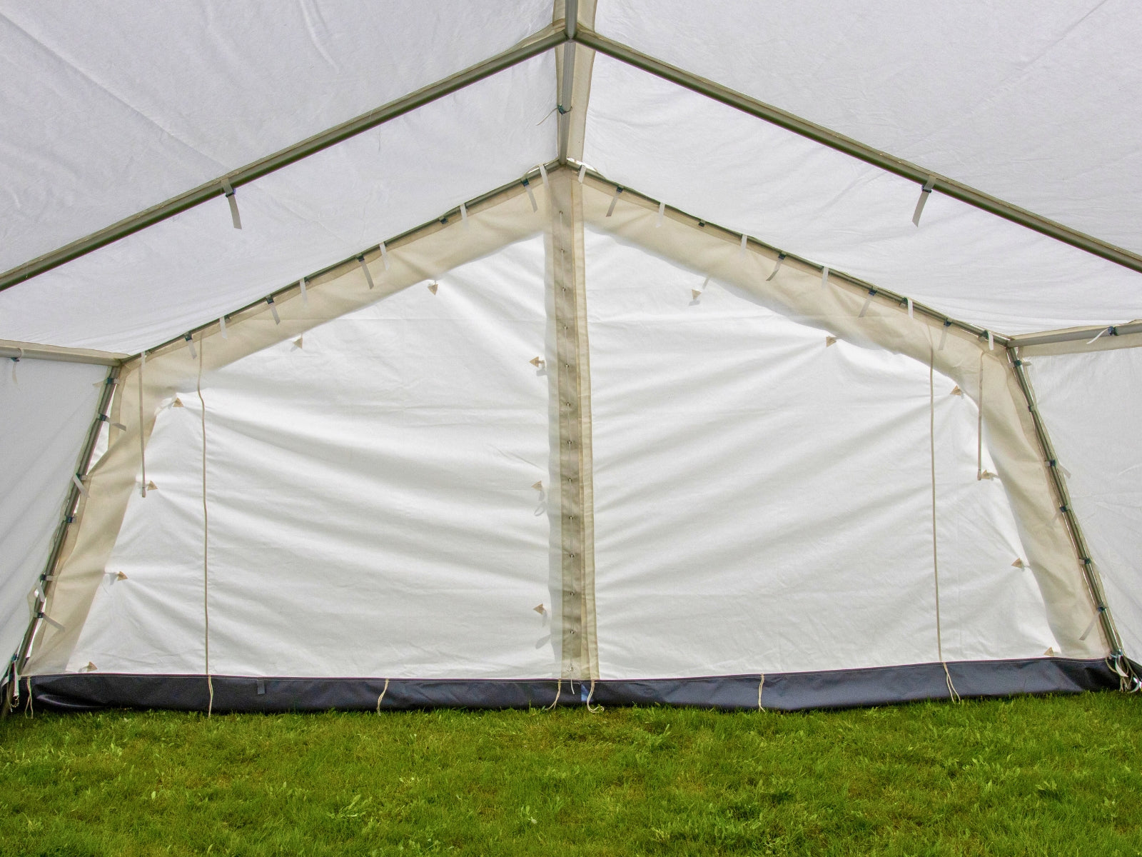 MZU P-10 Mannschafts- und Unterkunftszelt (5,0 x 4,7 m) - mit Aluminiumgerüst