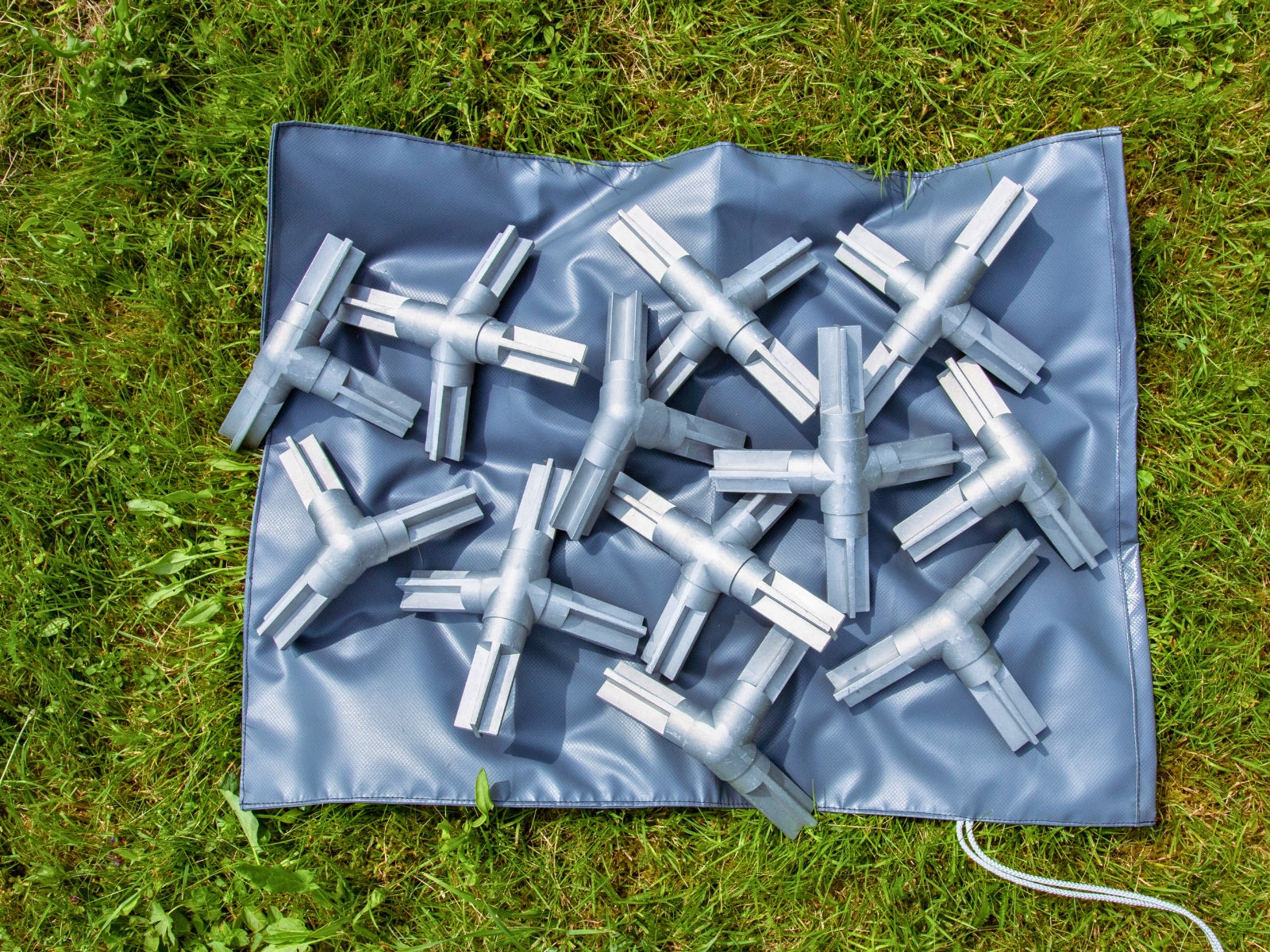 MZU P-10 Mannschafts- und Unterkunftszelt (5,0 x 4,7 m) - mit Aluminiumgerüst