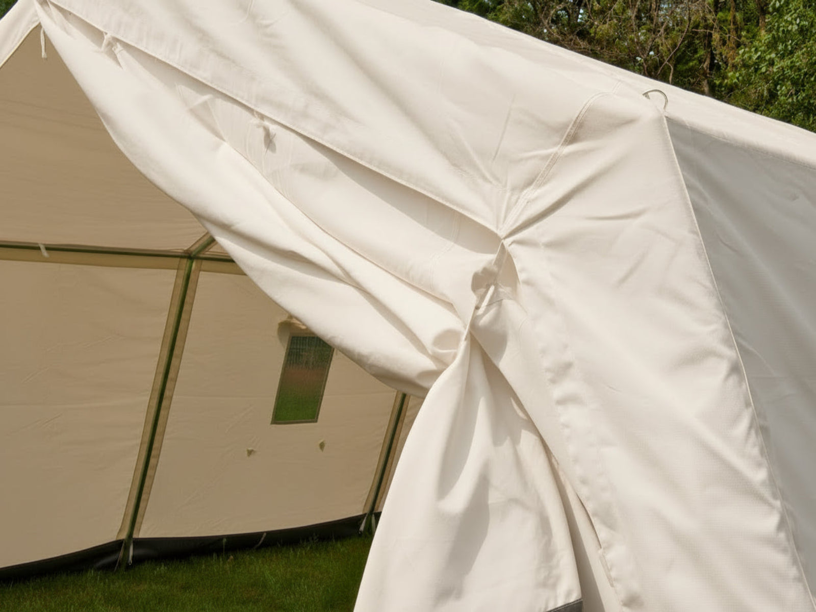 MZU P-10 Mannschafts- und Unterkunftszelt (5,0 x 4,7 m) - mit Aluminiumgerüst